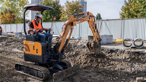 case cx 17 mini excavator|case mini extractor.